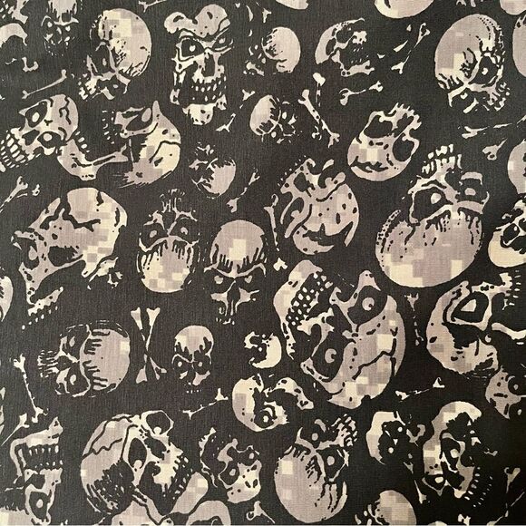 Pixelated Camo Skulls Bones on Black 1-Way Stretch Fabric 1.6 Yards 60” Wide - Picture 5 of 10